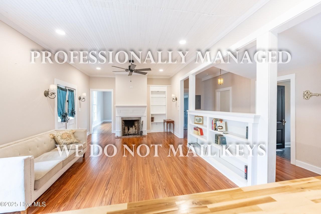 321 E Branch St - Photo 4 of 23