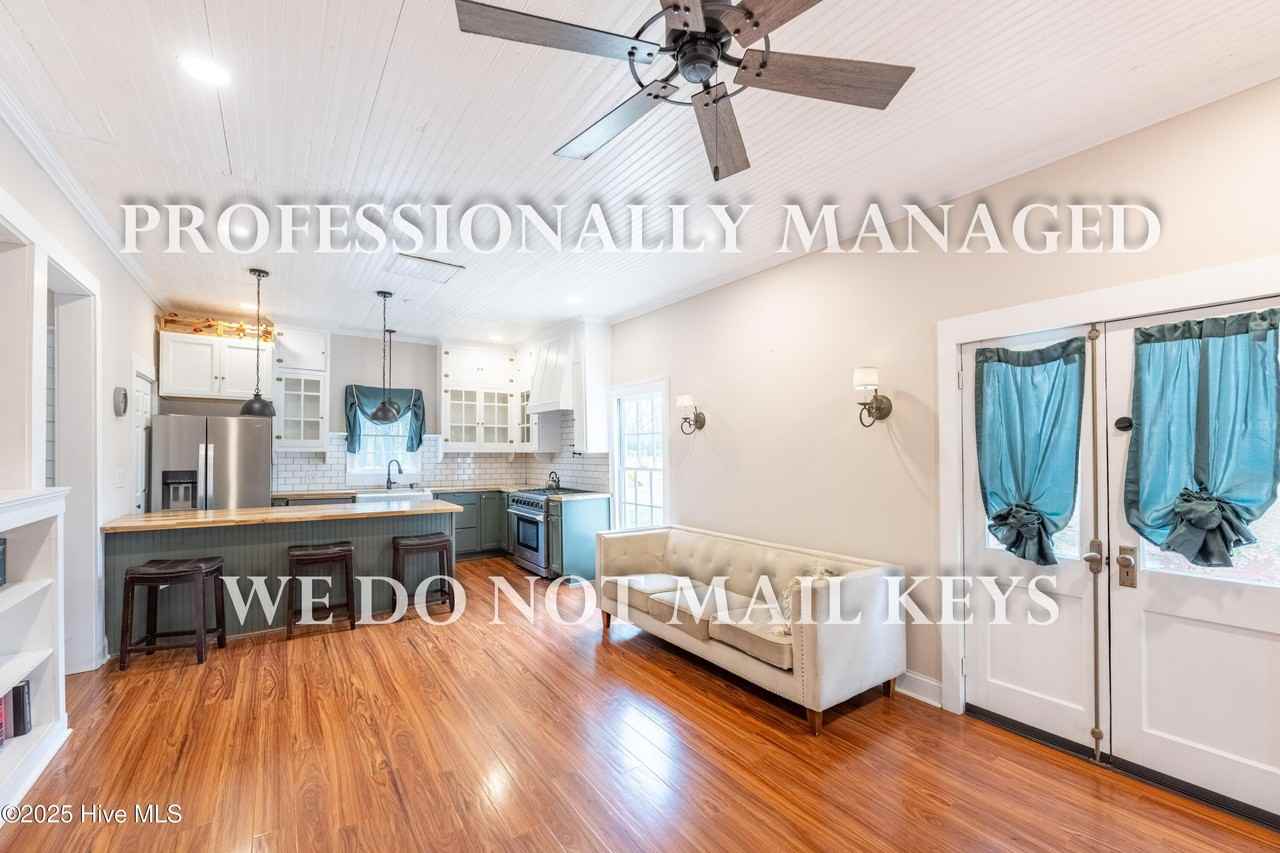 321 E Branch St - Photo 5 of 23