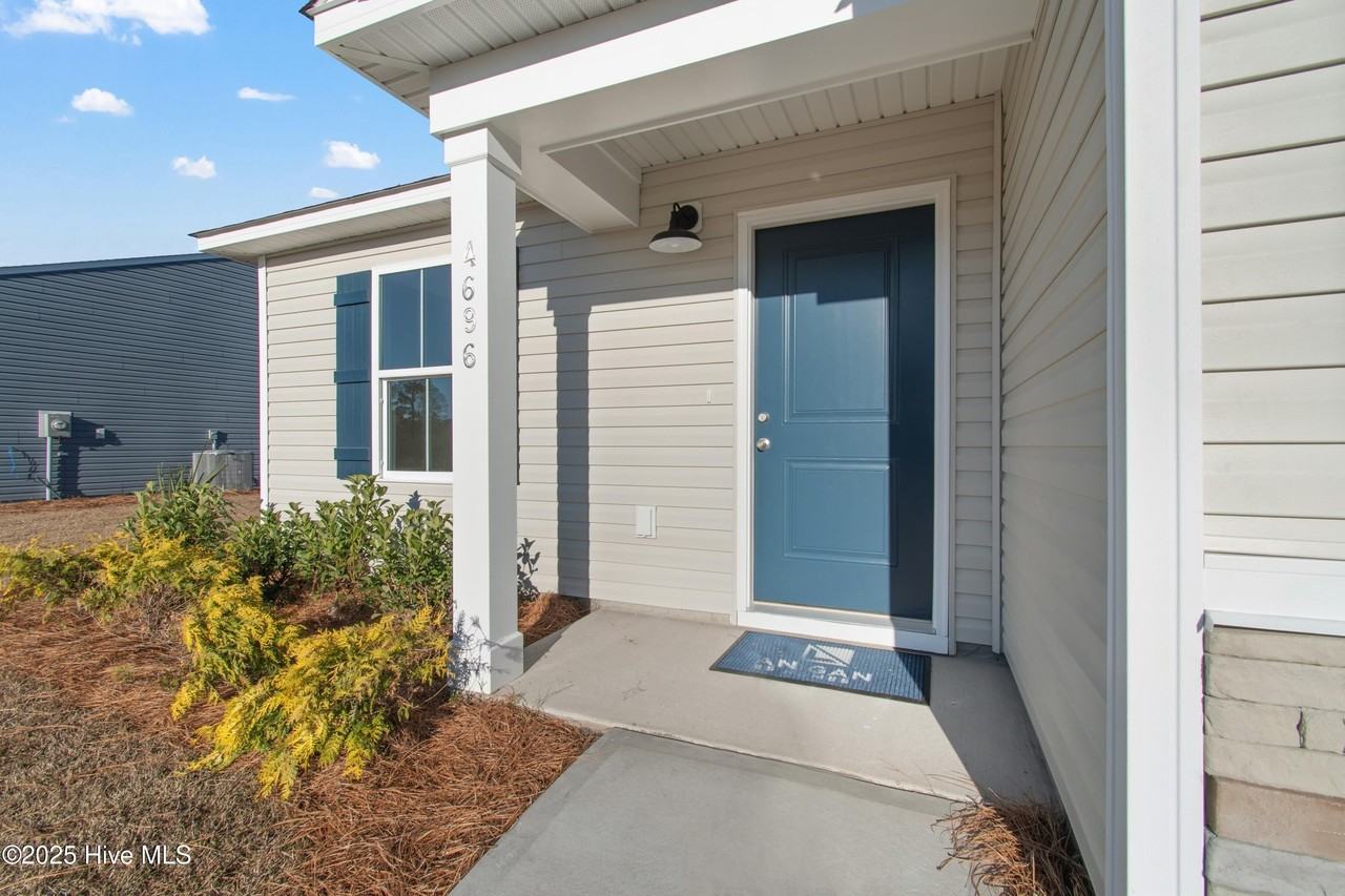 4696 Swimming Lane SW - Photo 3 of 30