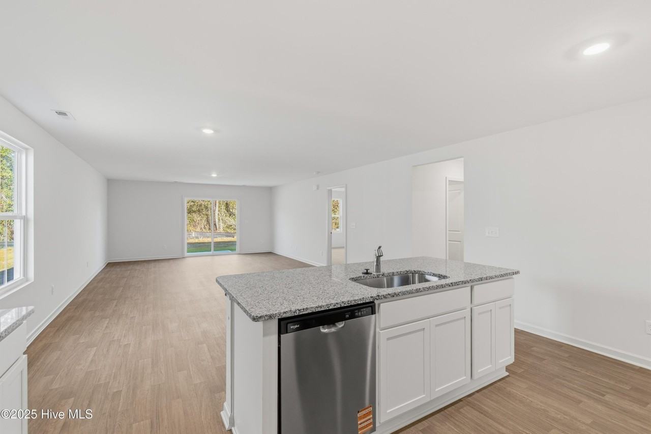 4696 Swimming Lane SW - Photo 7 of 30