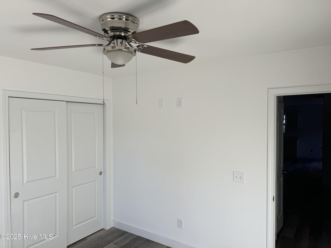 273 S Kerr Ave - Photo 6 of 14