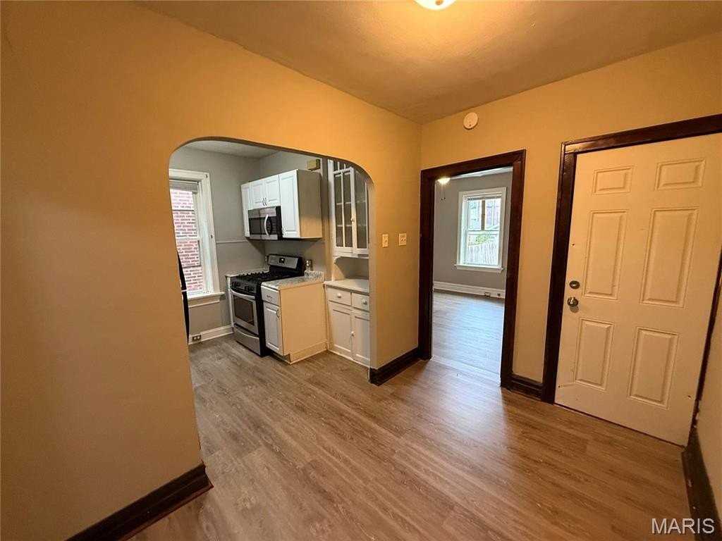 4032 Hydraulic Ave #B - Photo 6 of 10