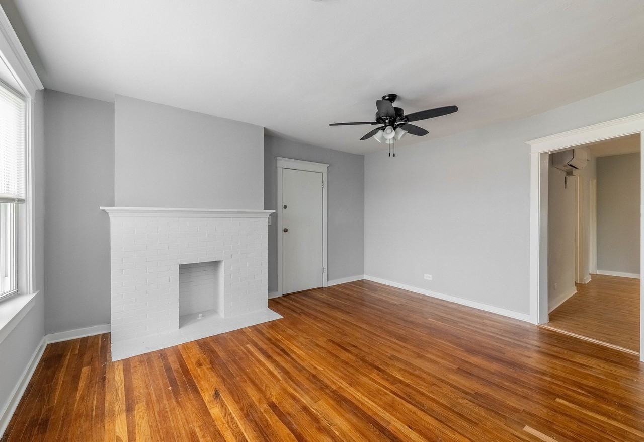 3517 S Lituanica Ave Unit 2 #2 - Photo 3 of 17