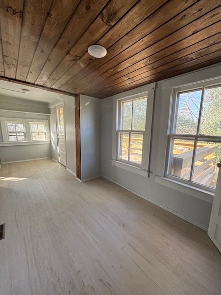 209 Taylor St - Photo 6 of 16