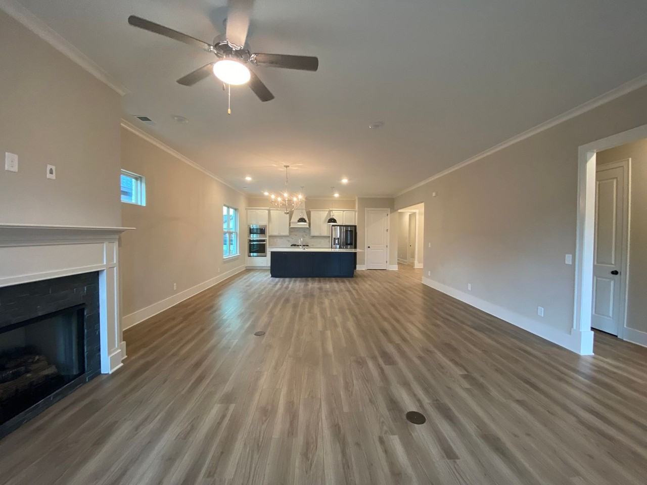 1255 Elizabeth Ter - Photo 5 of 50