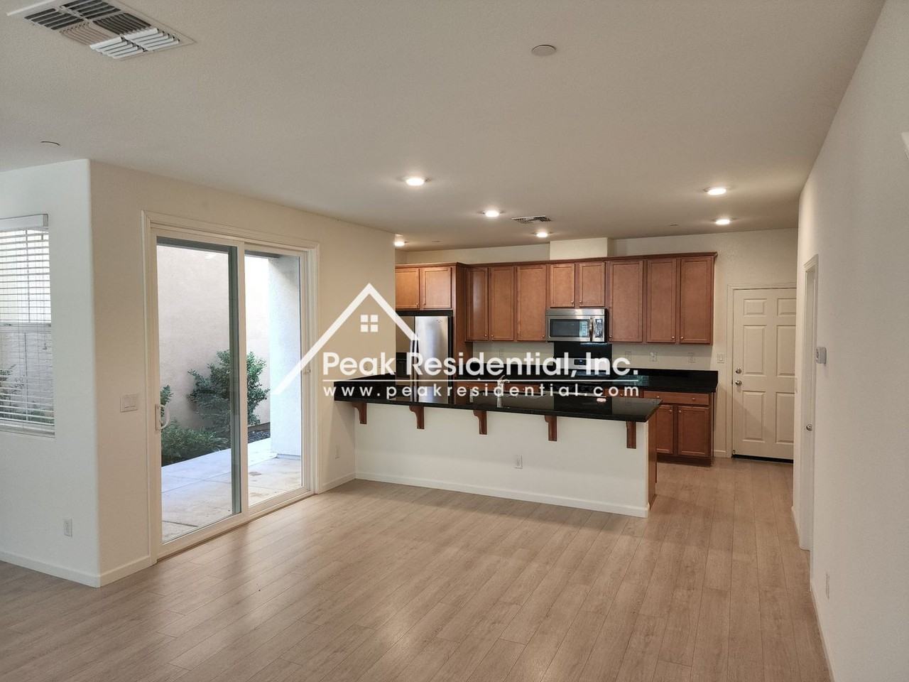 10843 Arrington Dr - Photo 4 of 22