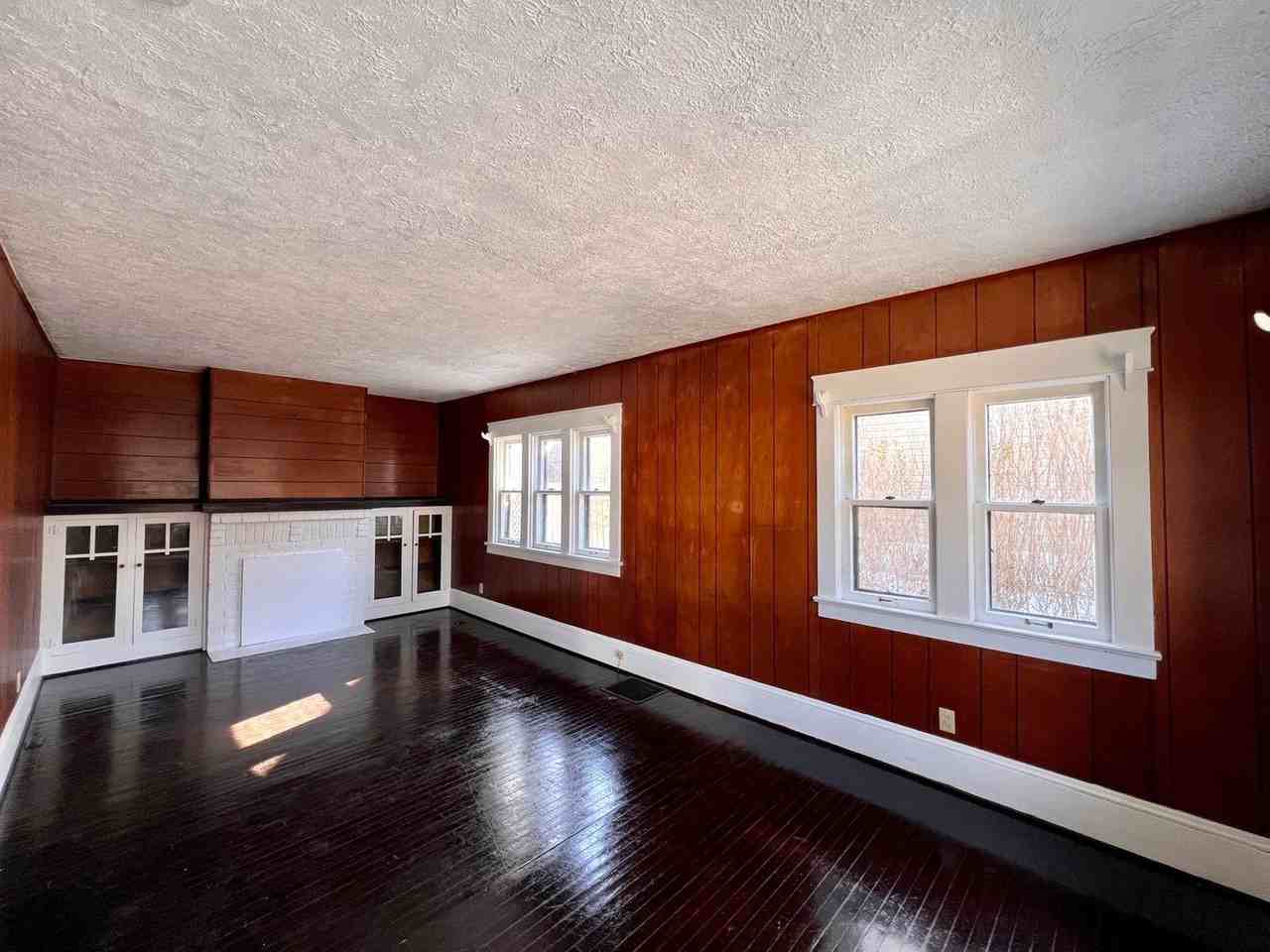 285 Bowmanville St - Photo 3 of 22