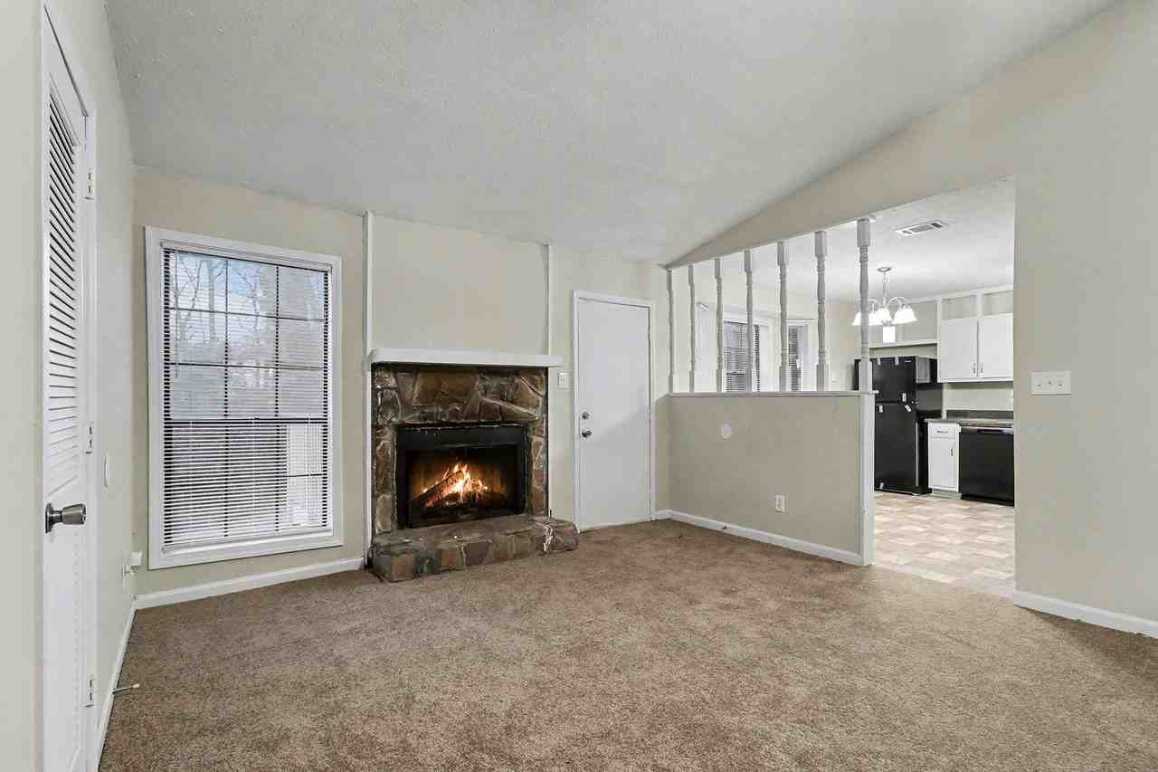 6361 Leverett Dr - Photo 5 of 25