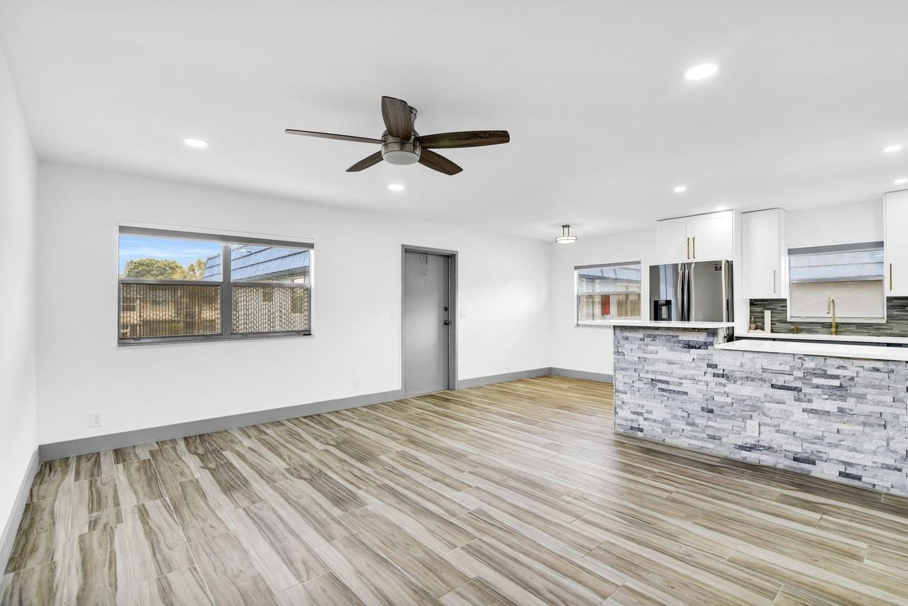 277 Brittany F #F - Photo 5 of 24