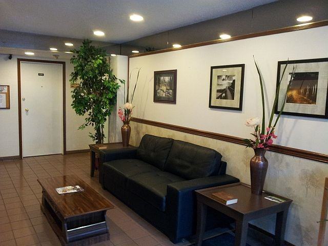 Parkland House - Photo 5 of 9