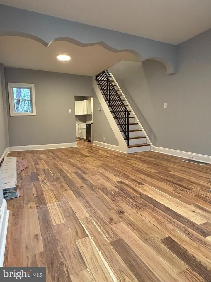 1817 N Taylor St - Photo 3 of 29