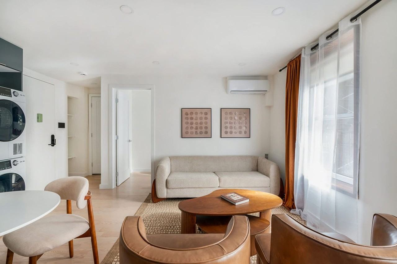 335 E 22nd St #1375250P - Photo 6 of 23