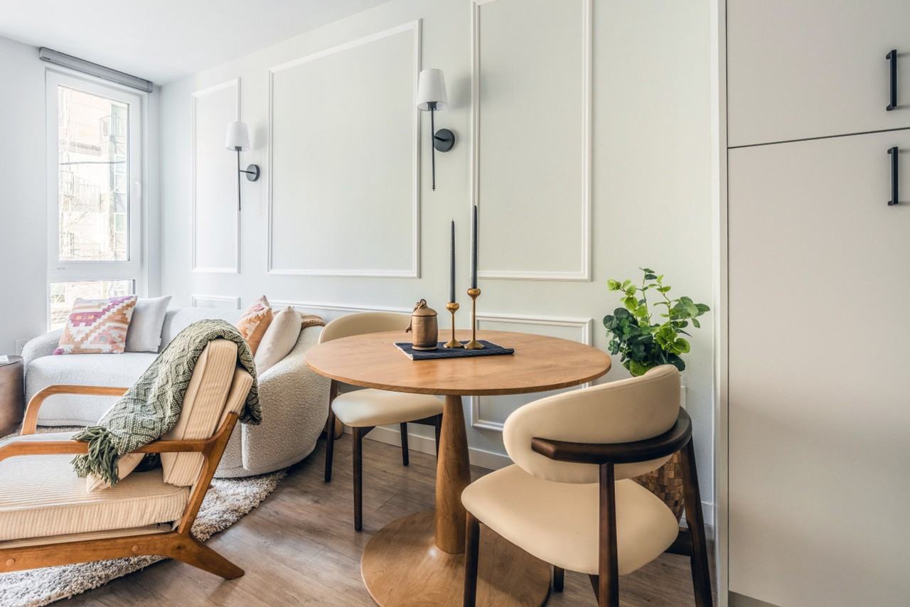 320 Queen Anne Ave N #1378257P - Photo 3 of 23