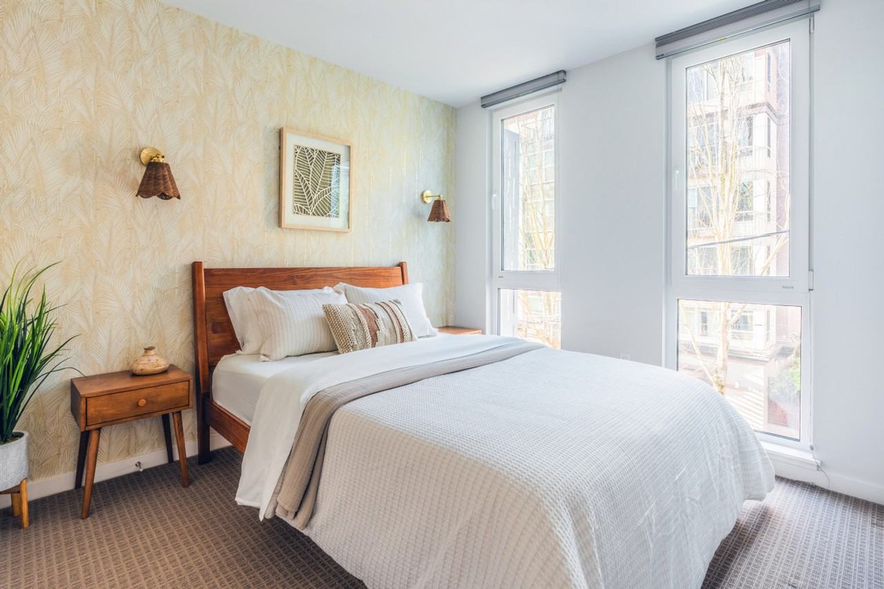 320 Queen Anne Ave N #1378257P - Photo 6 of 23