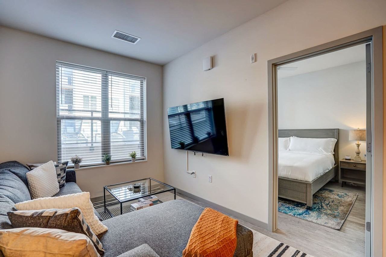 5022 American Pkwy #1377404P - Photo 4 of 25