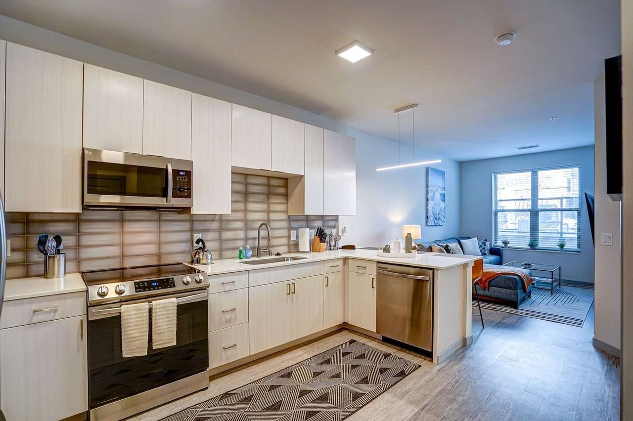 5022 American Pkwy #1377404P - Photo 6 of 25