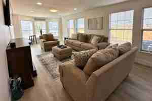 featured image of 3020 Hardy St