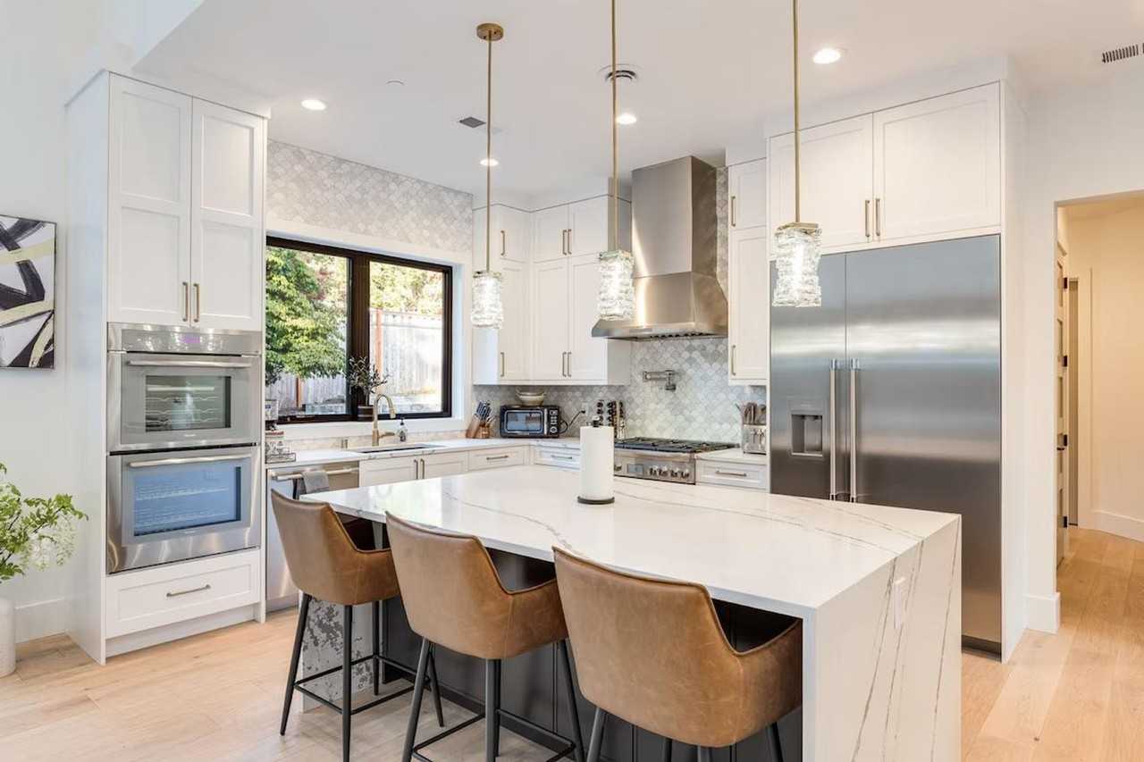 115 110th Pl Se #1377812P - Photo 7 of 50