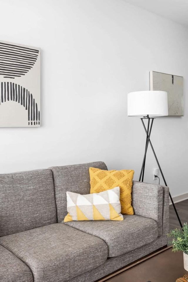 747 N College Ave #1378237P - Photo 2 of 27