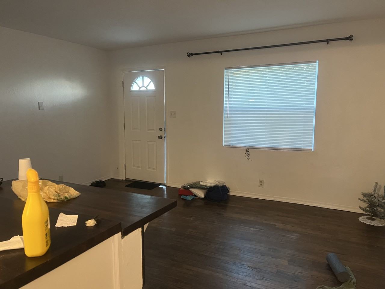 3225 32nd Avenue North - Photo 4 of 8