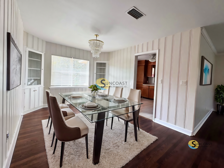 1438 Magnolia Cir W - Photo 4 of 17