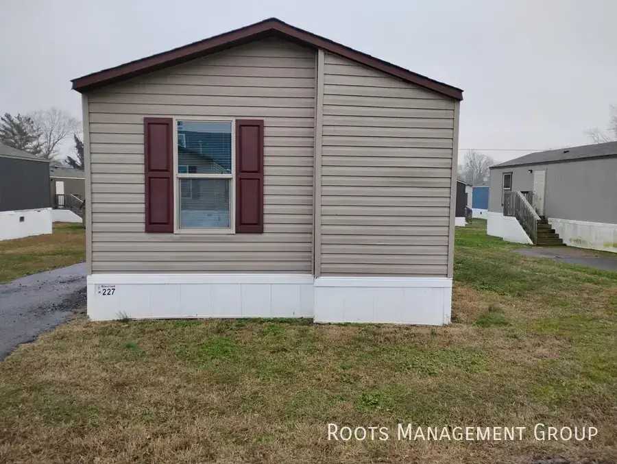 227 Riviera Courts Dr #227 - Photo 2 of 17