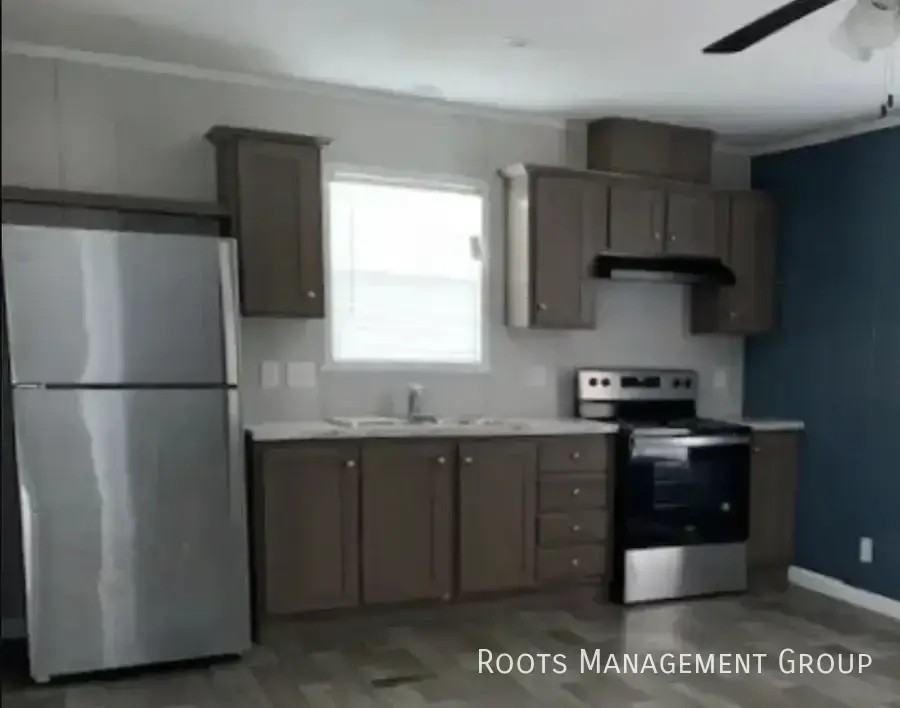 22 Kris Dr #K22 - Photo 4 of 9