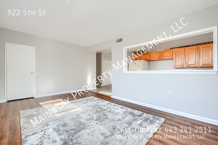 922 5th St - Photo 6 of 24