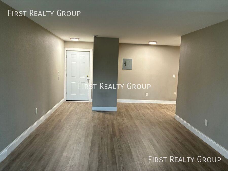 5610 N Main St #308 - Photo 5 of 9