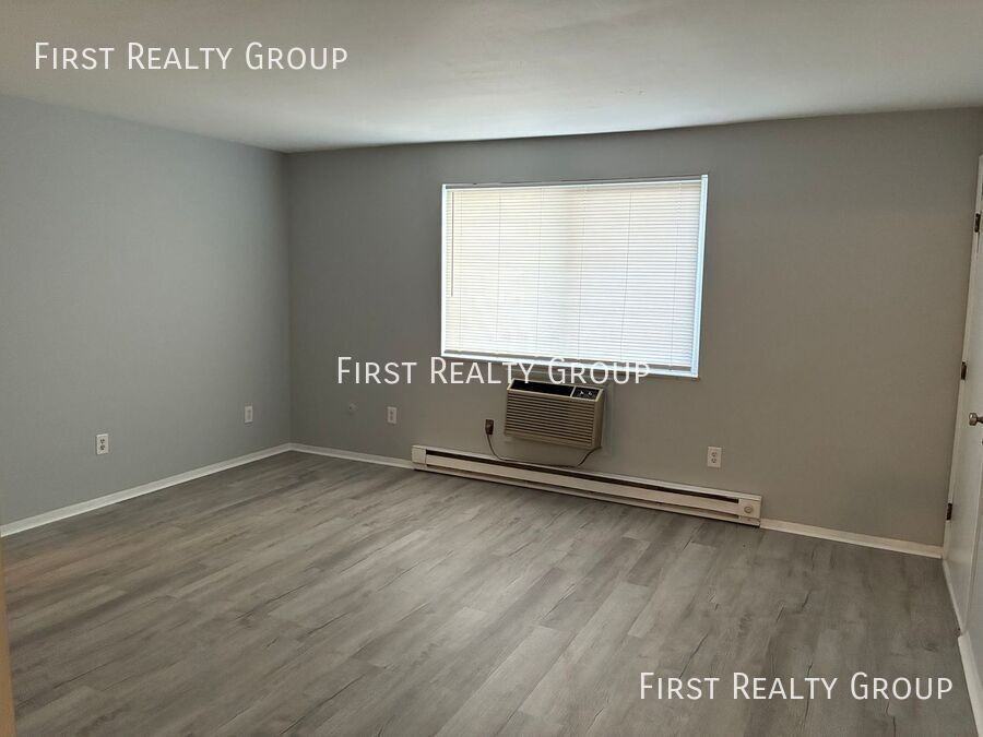 4911 Northcutt Pl #6 - Photo 3 of 8