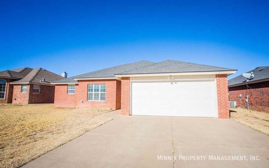 6704 9th St - Photo 2 of 38