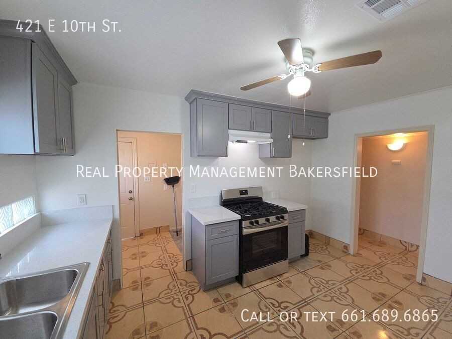 421 E 10th St - Photo 2 of 16