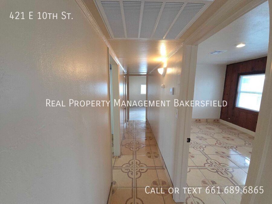 421 E 10th St - Photo 5 of 16