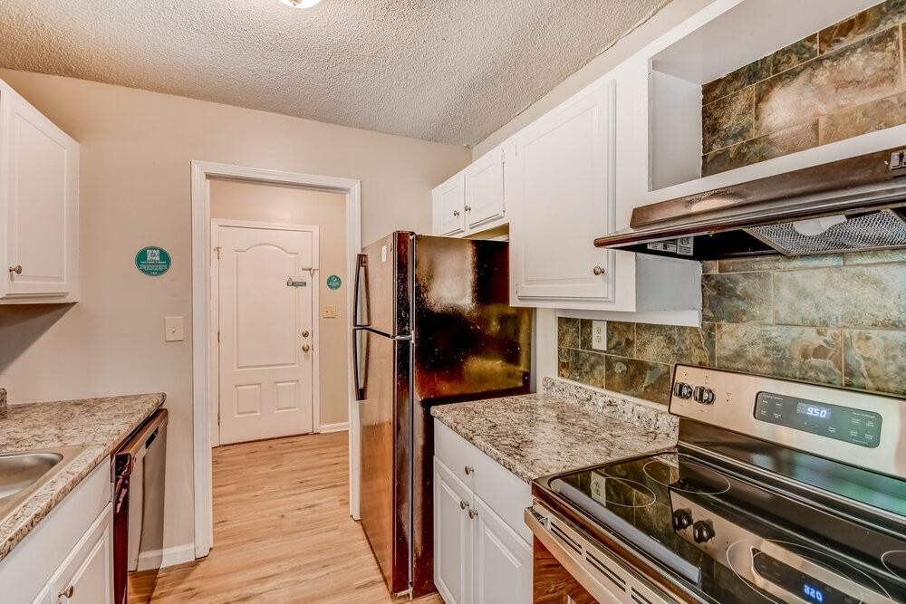 1512 Marlin Springs Rd - Photo 7 of 16