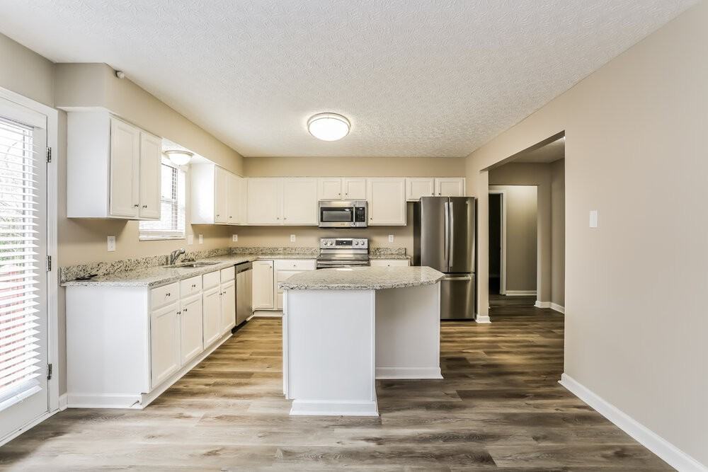 5815 Castleknock Rd - Photo 7 of 18