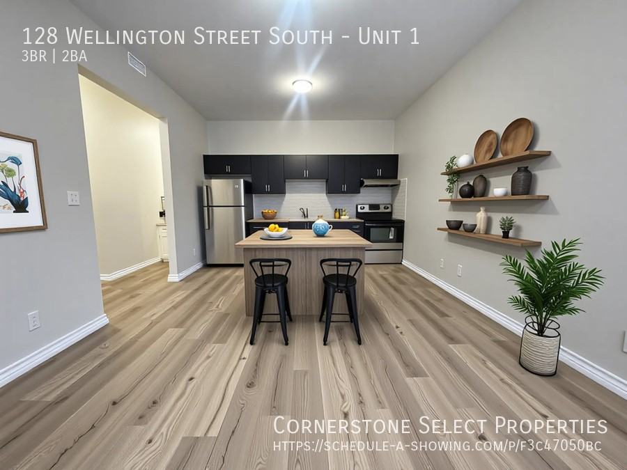 128 Wellington St S #1 - Photo 2 of 18