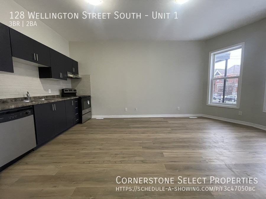 128 Wellington St S #1 - Photo 3 of 18