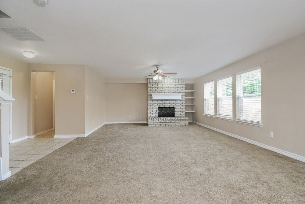 5328 Nueces Ln - Photo 6 of 17