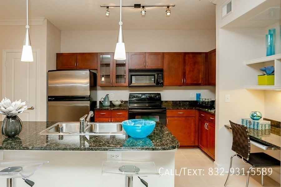 5484 W Alabama St #30S - Photo 2 of 10