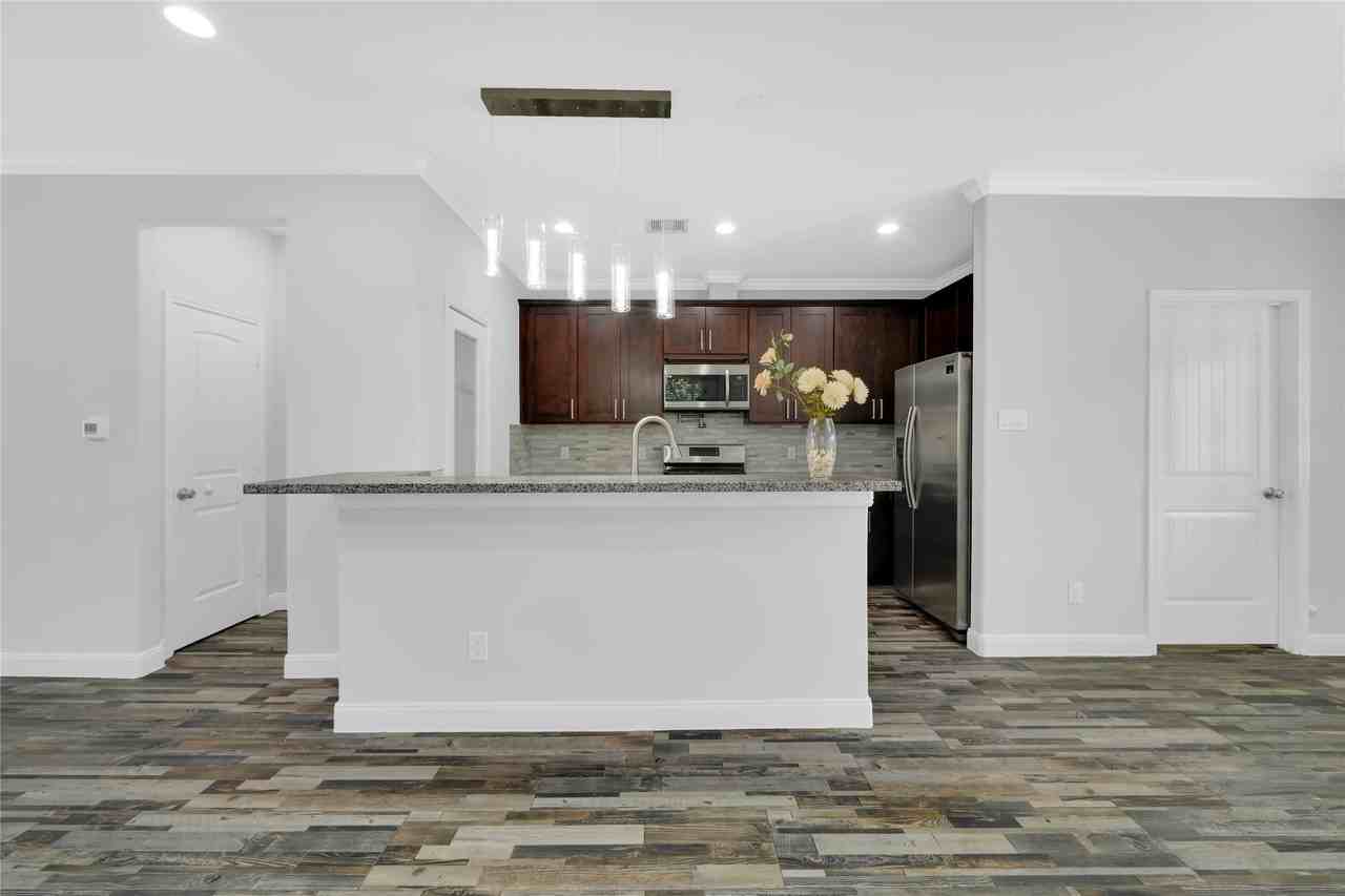 4732 Carmen St #4732A - Photo 2 of 26