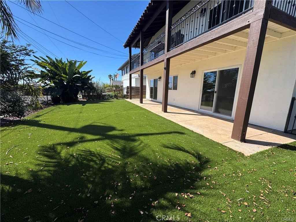 24732 Cordova Dr #24732B - Photo 3 of 8