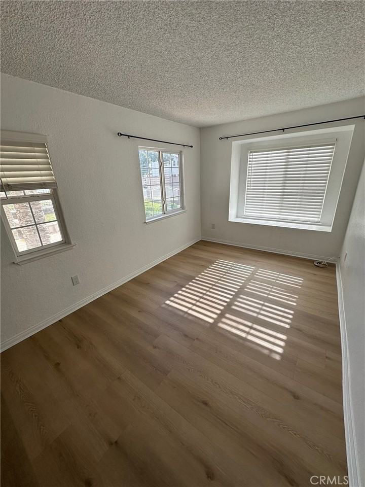 15858 Montgomery Dr #15858 - Photo 3 of 35