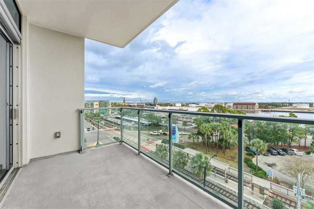 912 Channelside Dr #912-2601 - Photo 4 of 23