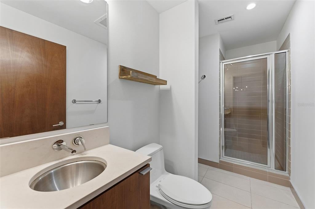 912 Channelside Dr #912-2601 - Photo 6 of 23