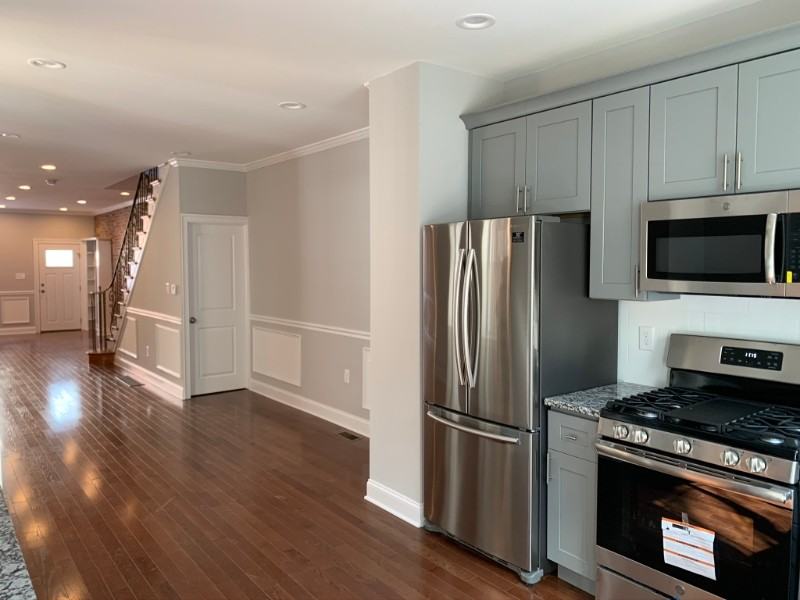 1118 Mckean St - Photo 6 of 18