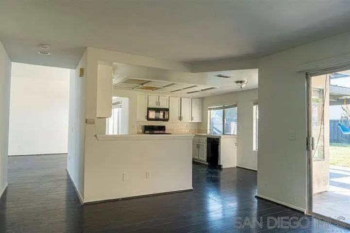 24583 Jacarte Dr #24583 - Photo 7 of 26