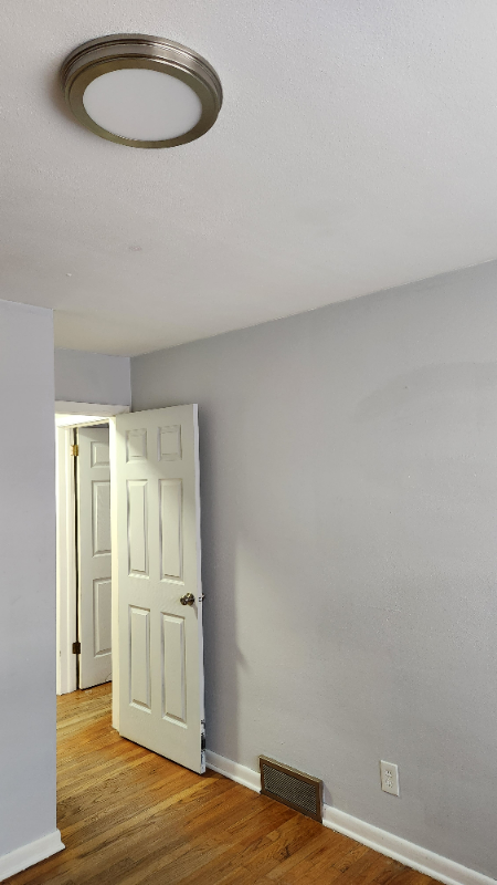 2221 2223 7Th Ave #2223UNIT4 - Photo 4 of 6