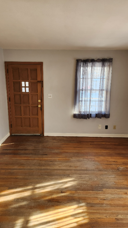 2221 2223 7Th Ave #2223UNIT4 - Photo 6 of 6