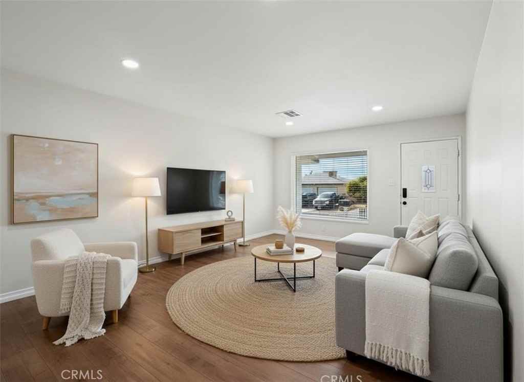 44140 Lightwood Ave #44140 - Photo 2 of 25