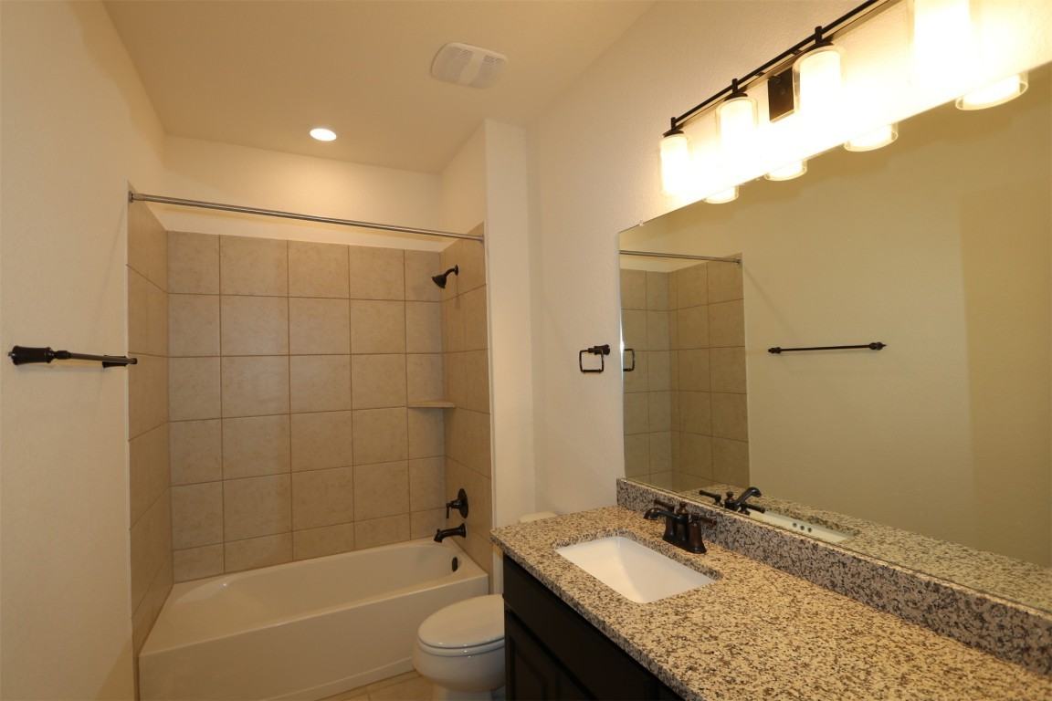 3305 Amerigo Pl #3305 - Photo 7 of 32